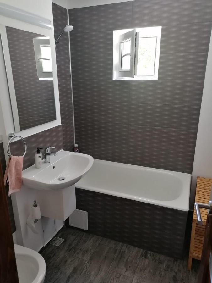 Anna'S Appartement Sibiu Buitenkant foto